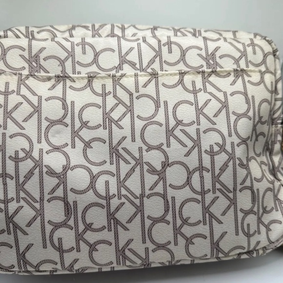 Calvin Klein CK Print Cross Body Shoulder Bag Purse - Picture 3 of 6